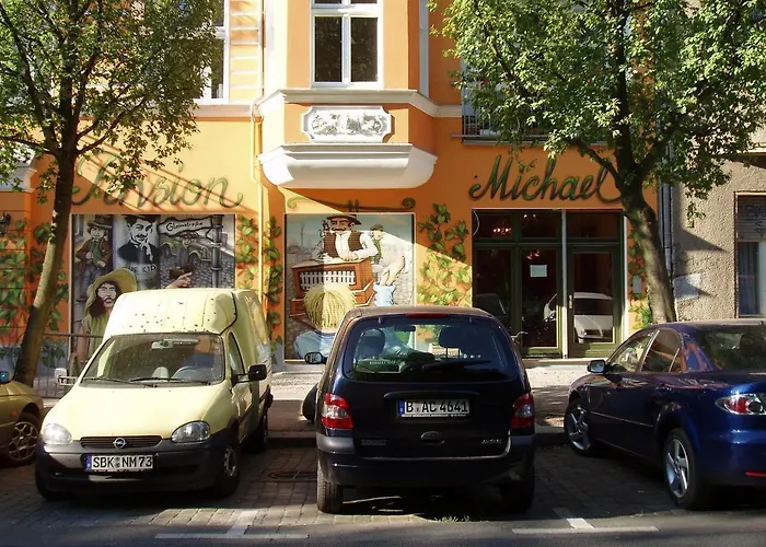 招待所 迈克尔膳食公寓酒店 2*