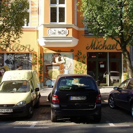 Casa de hóspedes Michael 2*