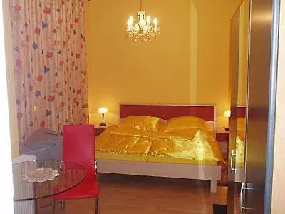 Michael Πανσιόν Βερολίνο